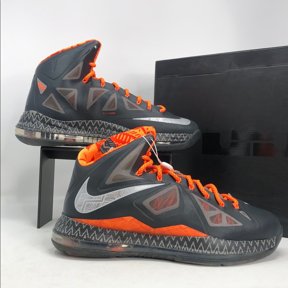 Nike Lebron X 10 BHM Black History Month 583109-001 Men’s Basketball - Size 9